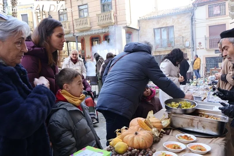 Foto 6 - El Bel&eacute;n Viviente llena de tradici&oacute;n y ambiente navide&ntilde;o las calles de Alba de Tormes