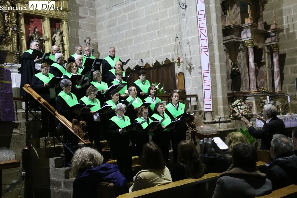 Comienza la Navidad en Lumbrales / CORRAL