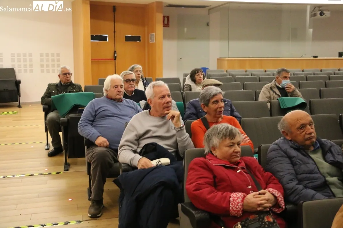 Asistentes a la asamblea general ordinaria celebrada este jueves en Vitigudino / CORRAL