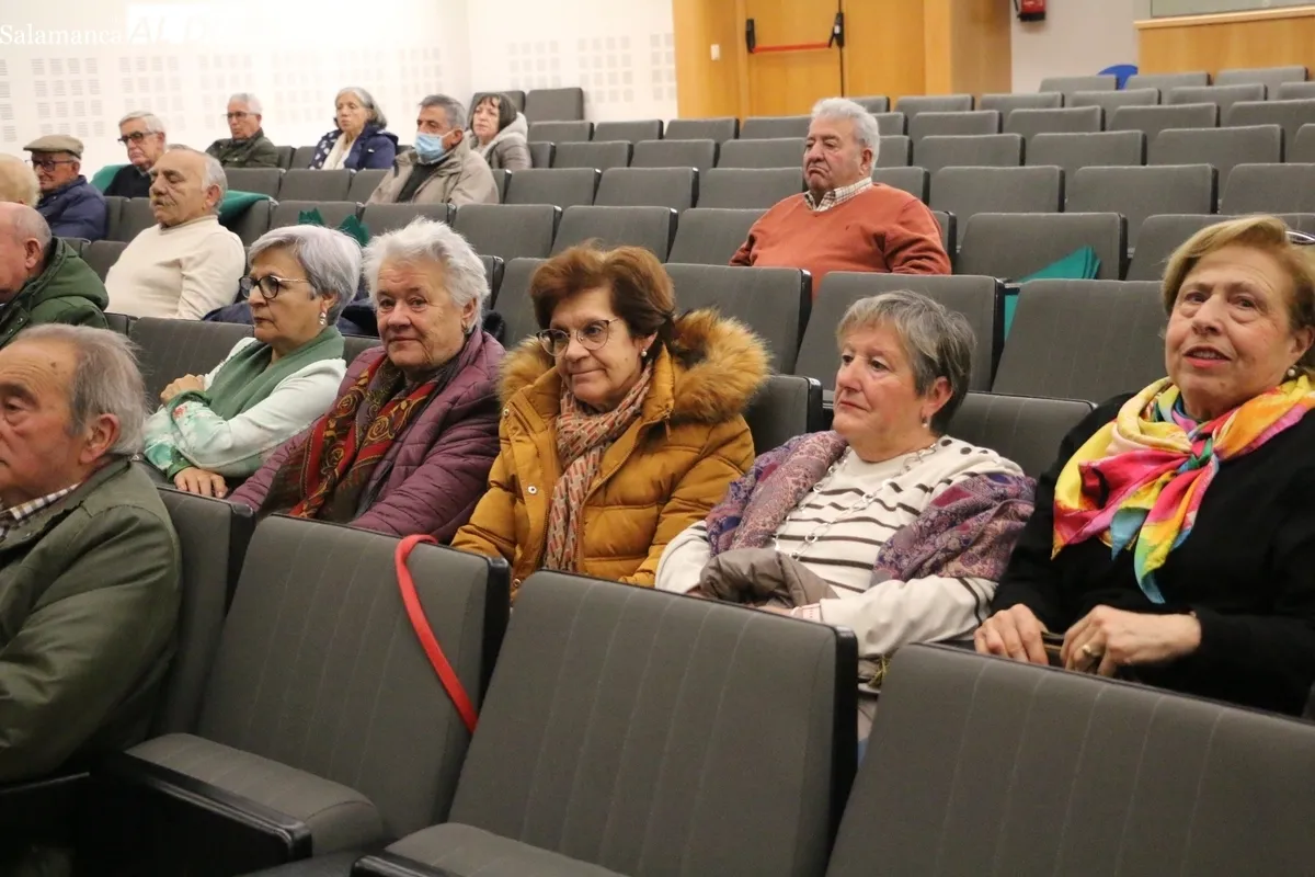Asistentes a la asamblea general ordinaria celebrada este jueves en Vitigudino / CORRAL