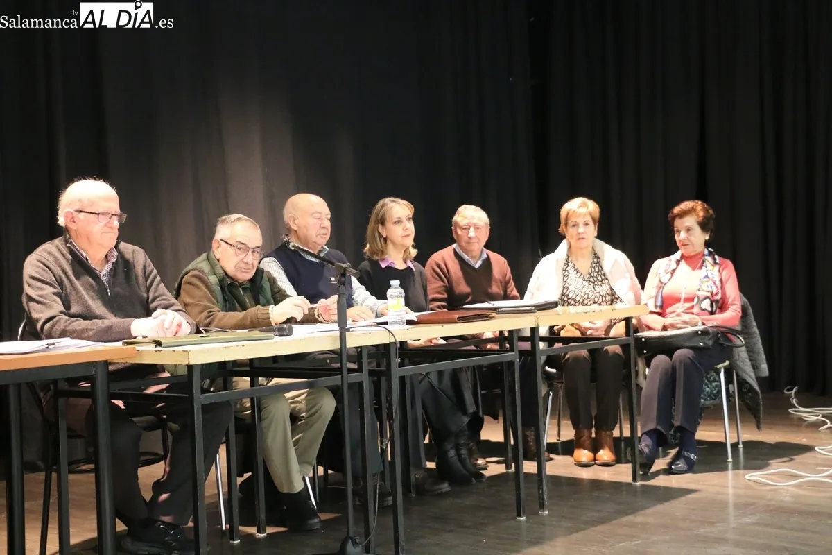 Asistentes a la asamblea general ordinaria celebrada este jueves en Vitigudino / CORRAL