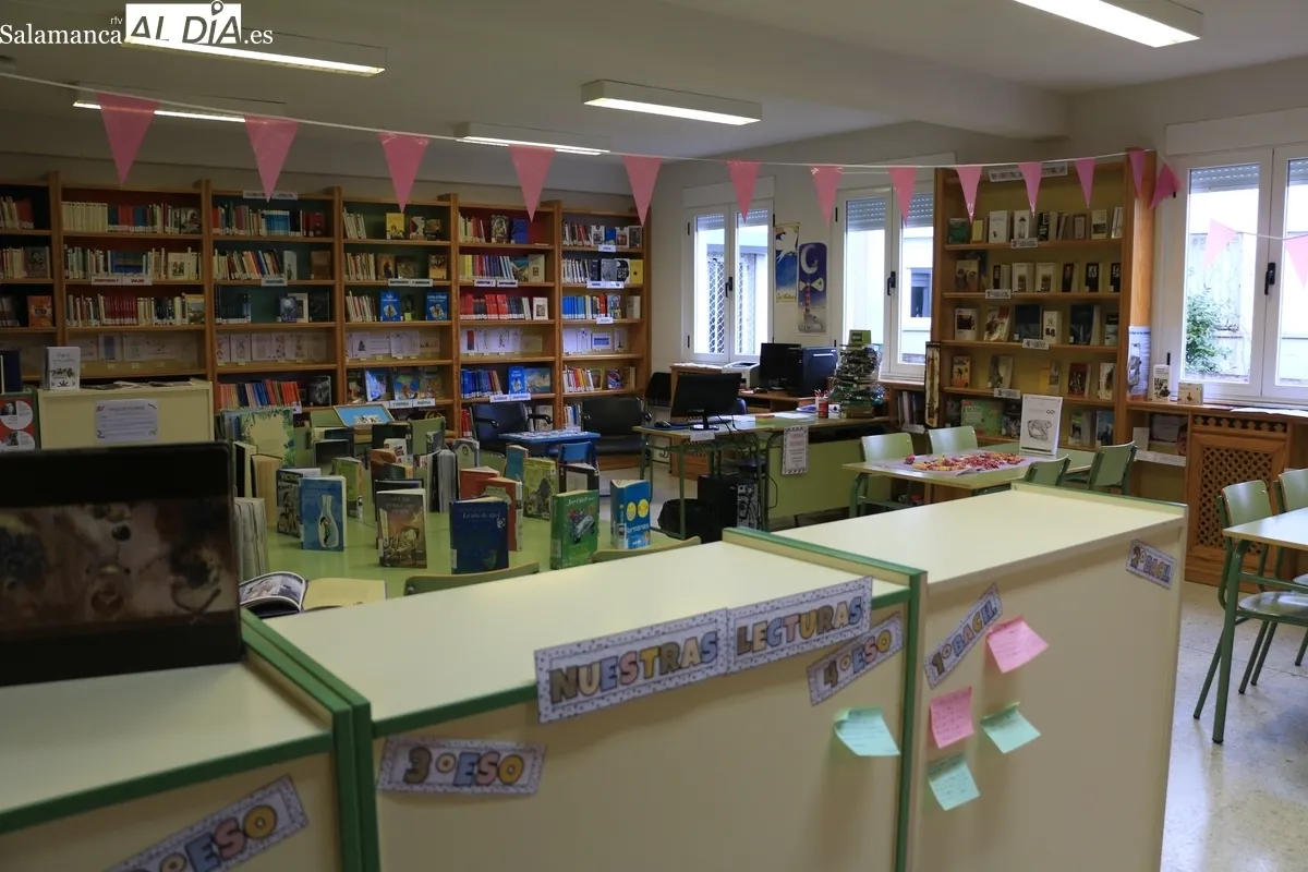 Reinauguración de la biblioteca del IES Tierras de Abadengo de Lumbrales / CORRAL