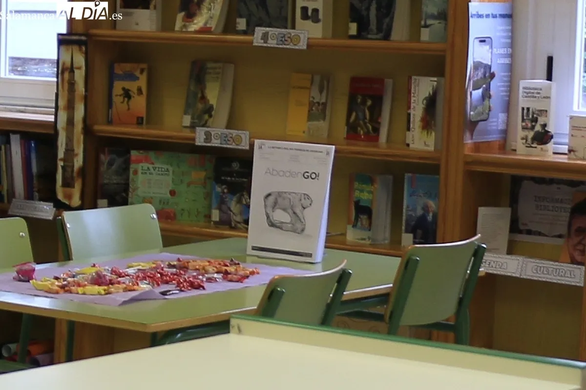 Reinauguración de la biblioteca del IES Tierras de Abadengo de Lumbrales / CORRAL