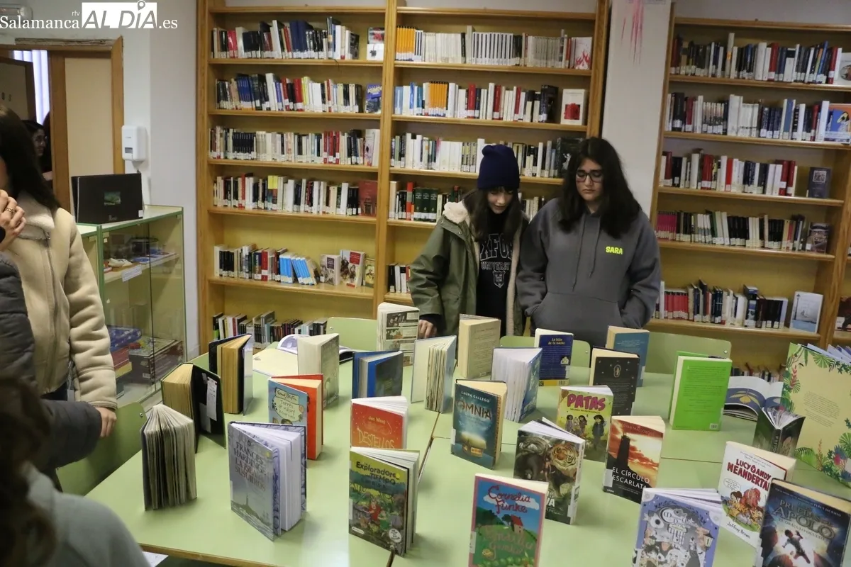 Reinauguración de la biblioteca del IES Tierras de Abadengo de Lumbrales / CORRAL