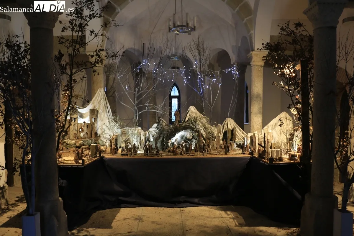 El belén se ubica en el interior de la ermita de la finca / CORRAL