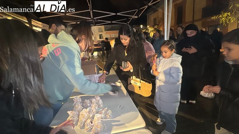 Castañada solidaria en Alba de Tormes: 610 euros contra para Movimiento Burujú