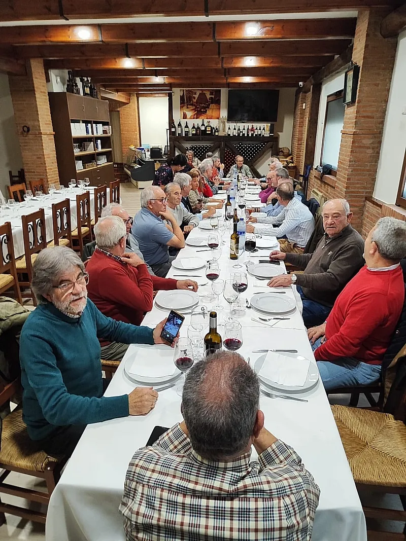 Los jubilados de ENUSA celebran su tradicional comida de Navidad