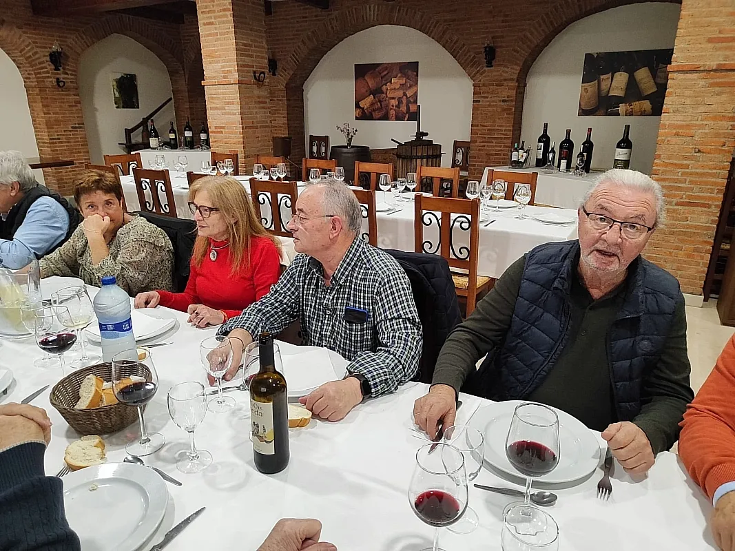 Los jubilados de ENUSA celebran su tradicional comida de Navidad