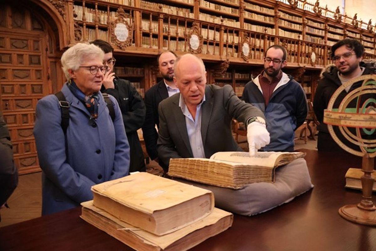 La Nobel Anne LHuillier visita la USAL: tesis y seminario de física