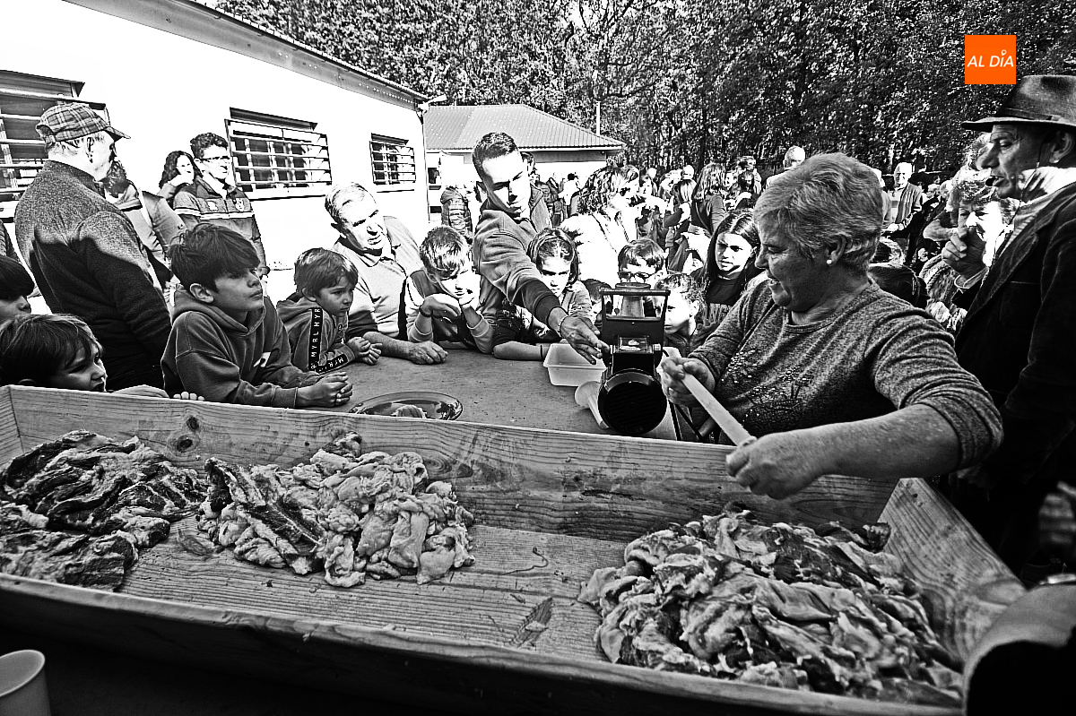 Escape Room, Chocolatada y tirada de farolillos víspera de la Matanza tradicional de Navasfrías