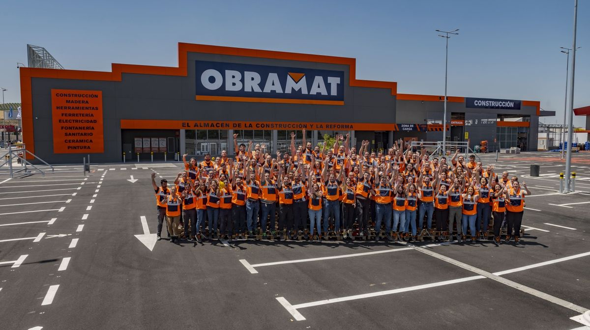OBRAMAT reparte 31 millones y lanza el plan Construir nos Une