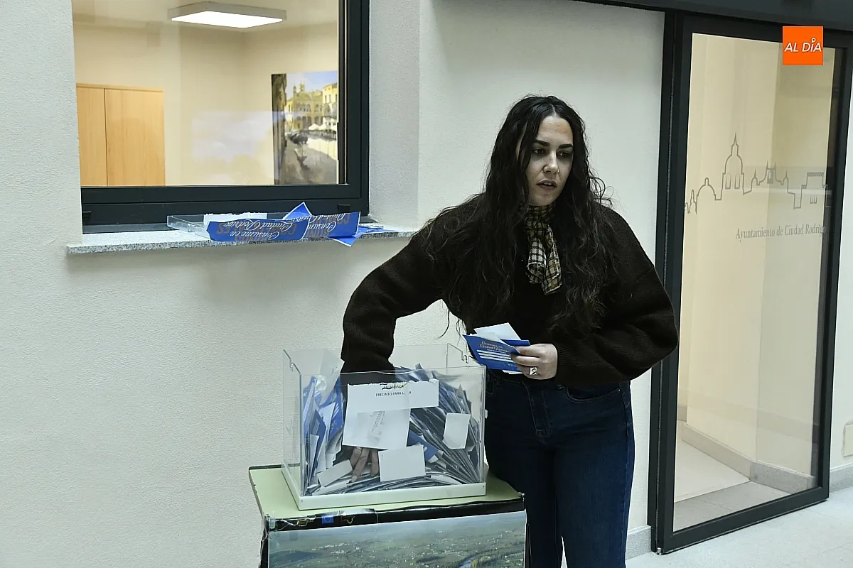 Foto 2 - Cuatro mujeres ganadoras en el 4&ordm; sorteo de la campa&ntilde;a &lsquo;Consume en Ciudad Rodrigo&rsquo;