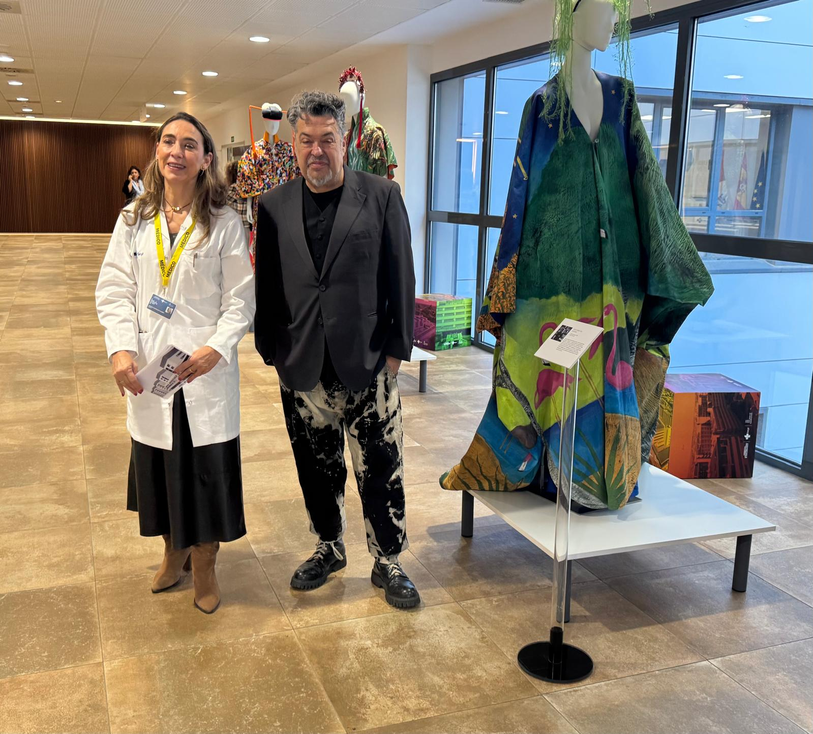 Exposición Fashion Art en el Hospital de Salamanca por su 50º