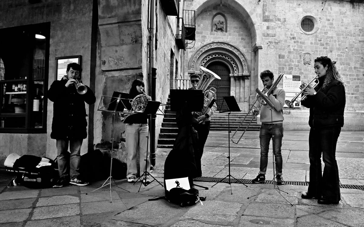 Músicos en la Plaza Mayor de Salamanca