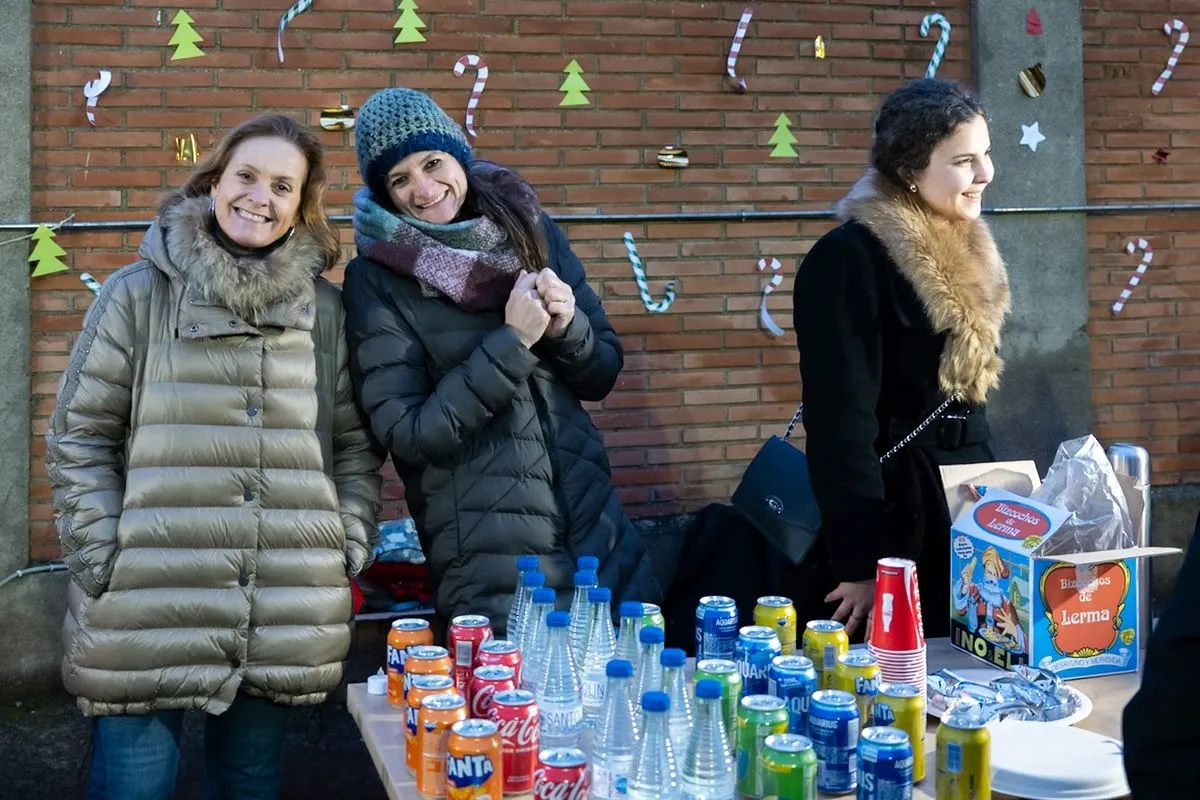 Segunda feria navideña en el Colegio Santísima Trinidad