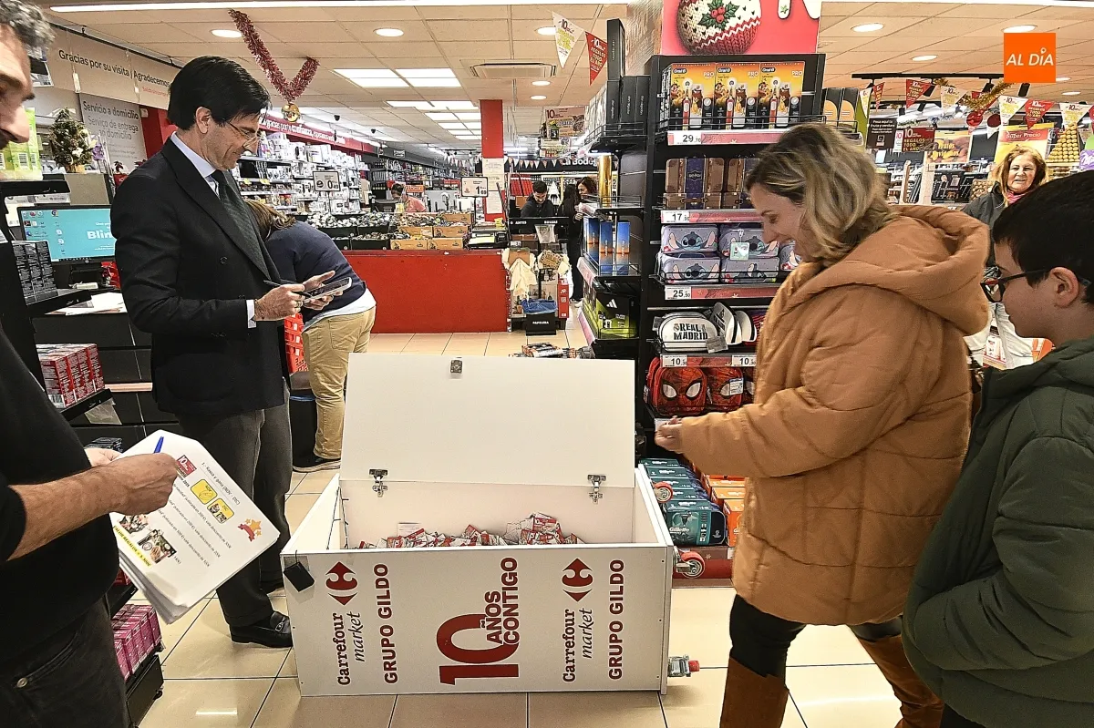 Momento del sorteo ante notario