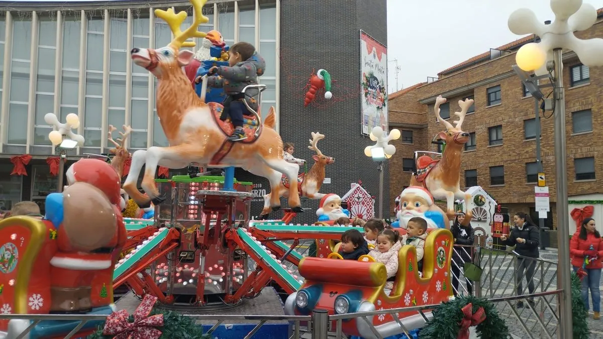 Visita de Papá Noel a los alumnos de la Escuela Infantil