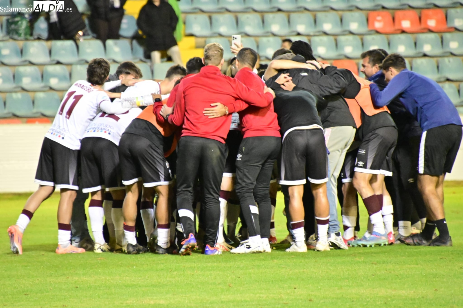 El Salamanca UDS termina 2025 en playoff y a tres puntos del ascenso directo