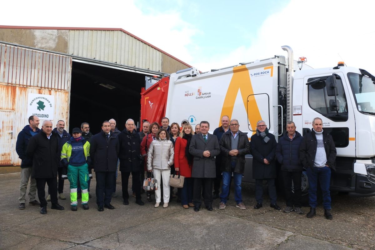 La Junta aporta 174.000 euros para el nuevo camión de basura de Vitigudino