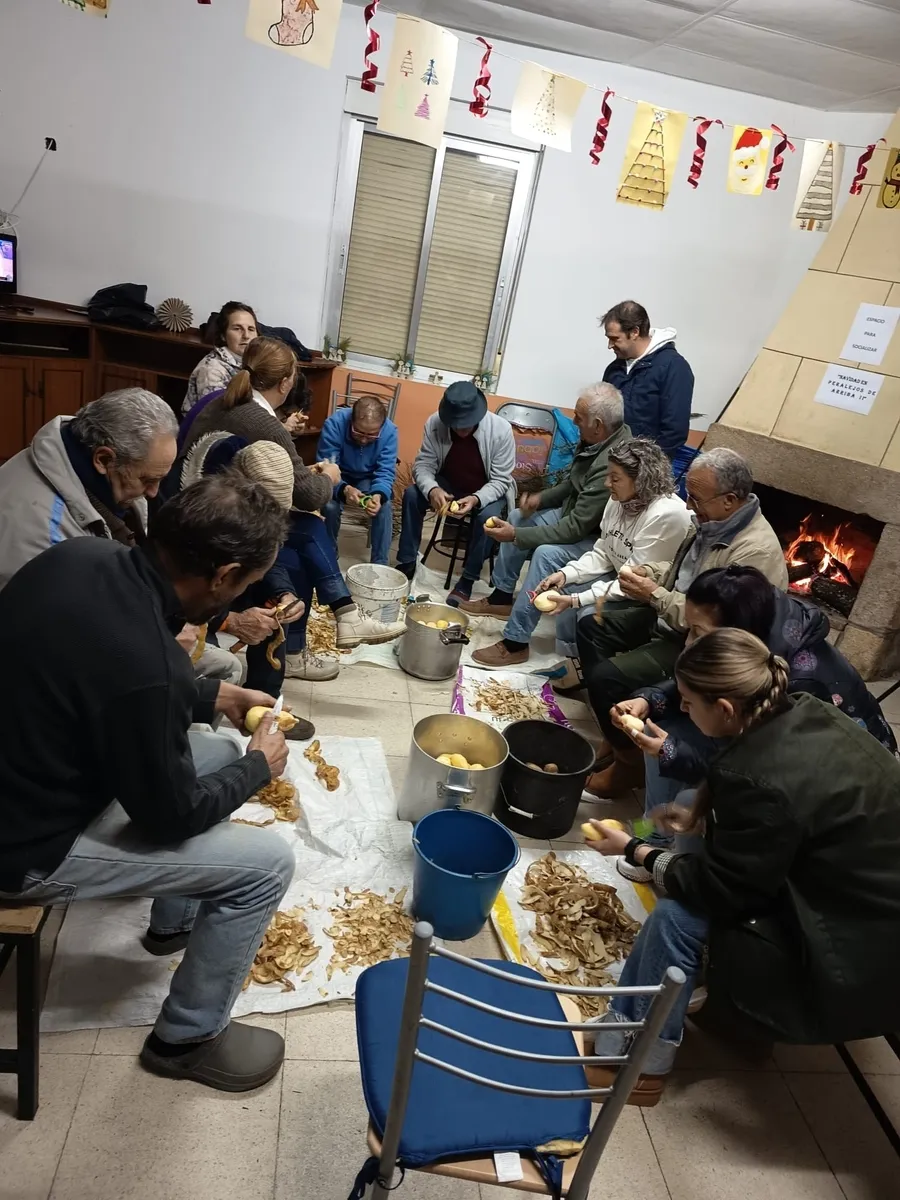 Preparación de las morcillas en Peralejos de Arriba