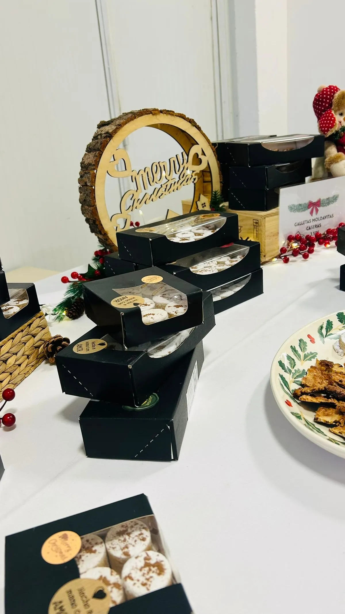 Foto 2 - Sabor y tradici&oacute;n en el mercado navide&ntilde;o de Cerralbo con el Coro de Lumbrales