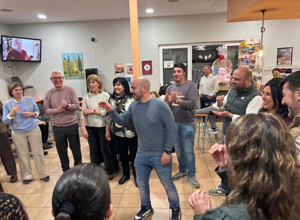 Cena y baile en Villaseco de los Reyes