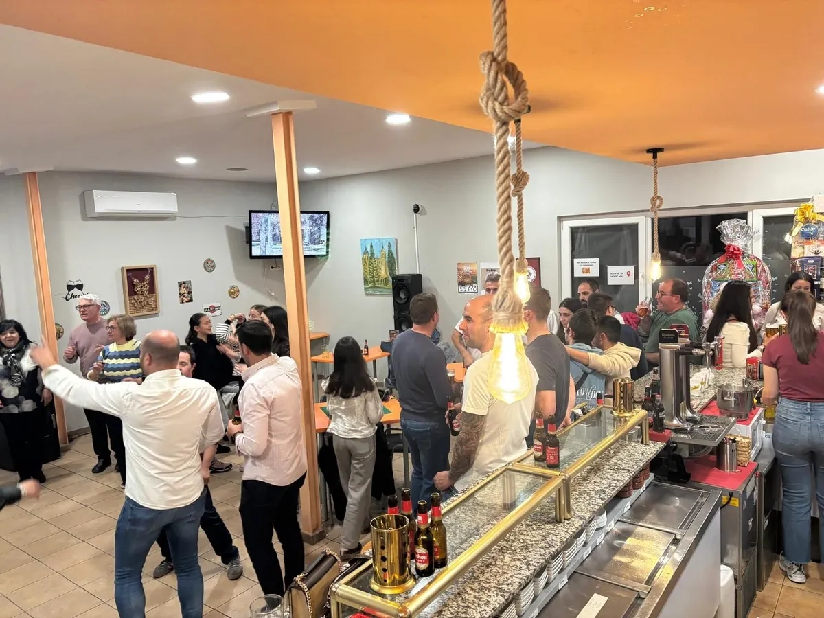Cena y baile en Villaseco de los Reyes