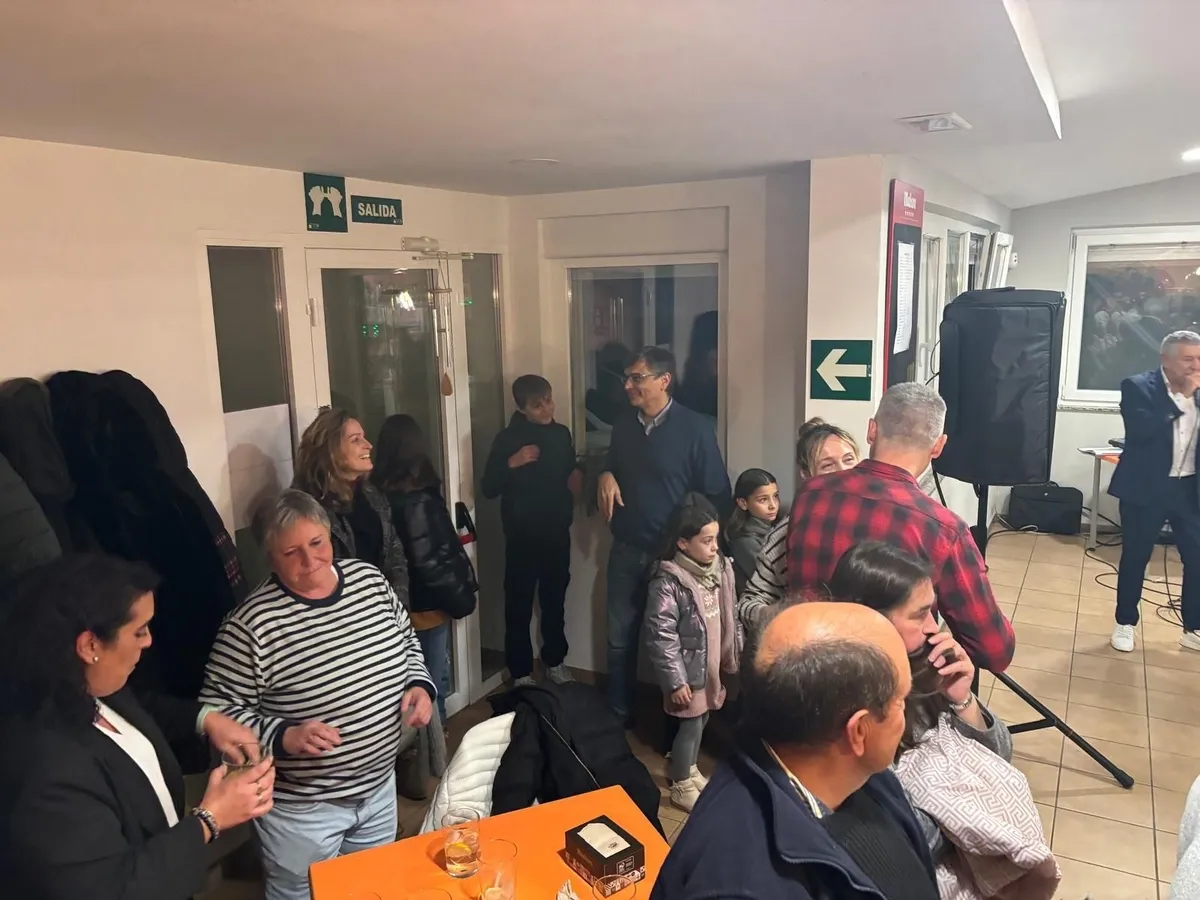 Cena y baile en Villaseco de los Reyes