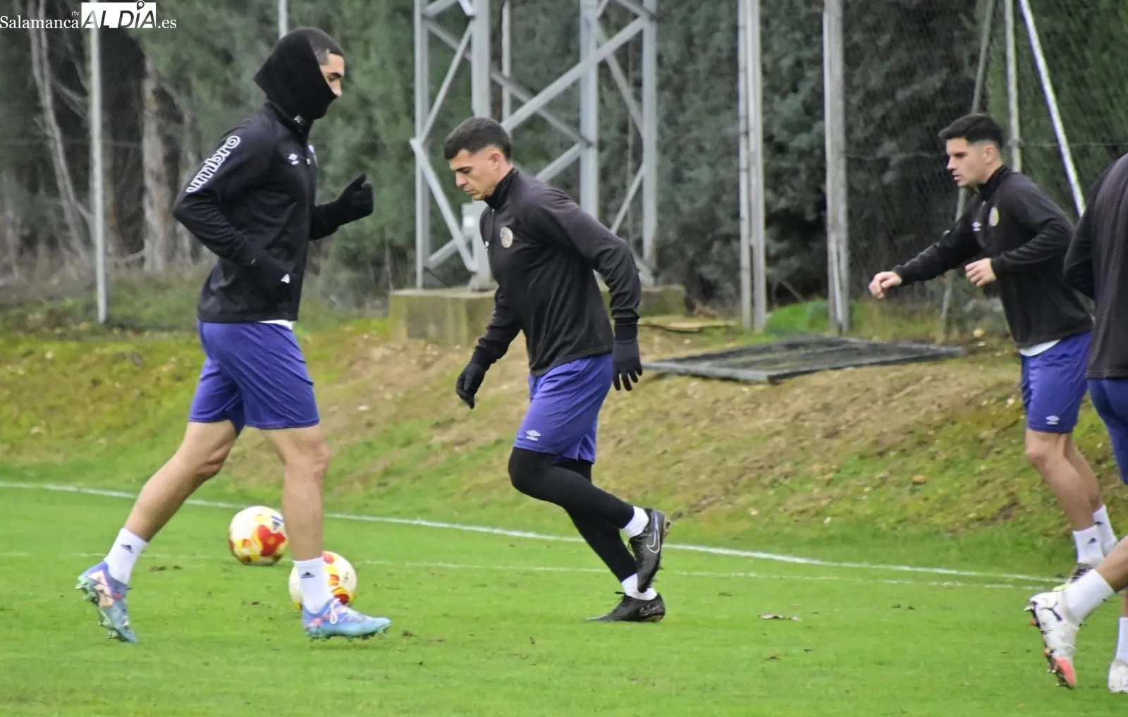 Foto 14 - FOTOS | Mancebo, Servetti, Carrasco y Marot&iacute;as se unen al grupo en el pen&uacute;ltimo entrenamiento del Salamanca UDS