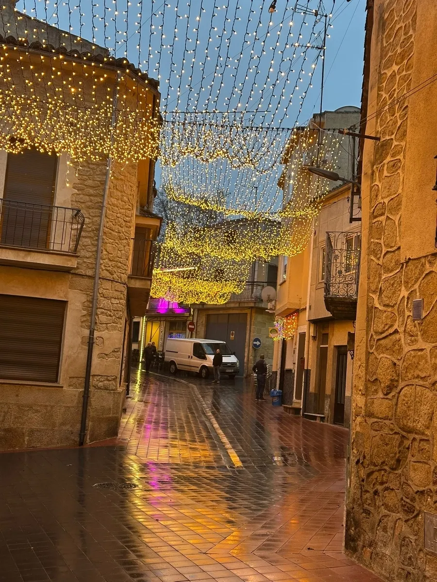 Iluminación navideña en Aldeadávila de la Ribera / FOTOS: ADRIÁN CASADO