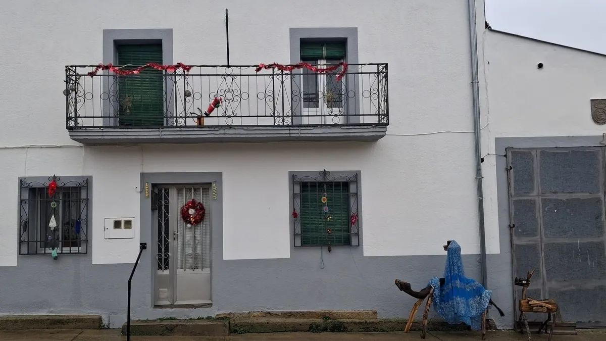 Decoración navideña en Valsalabroso