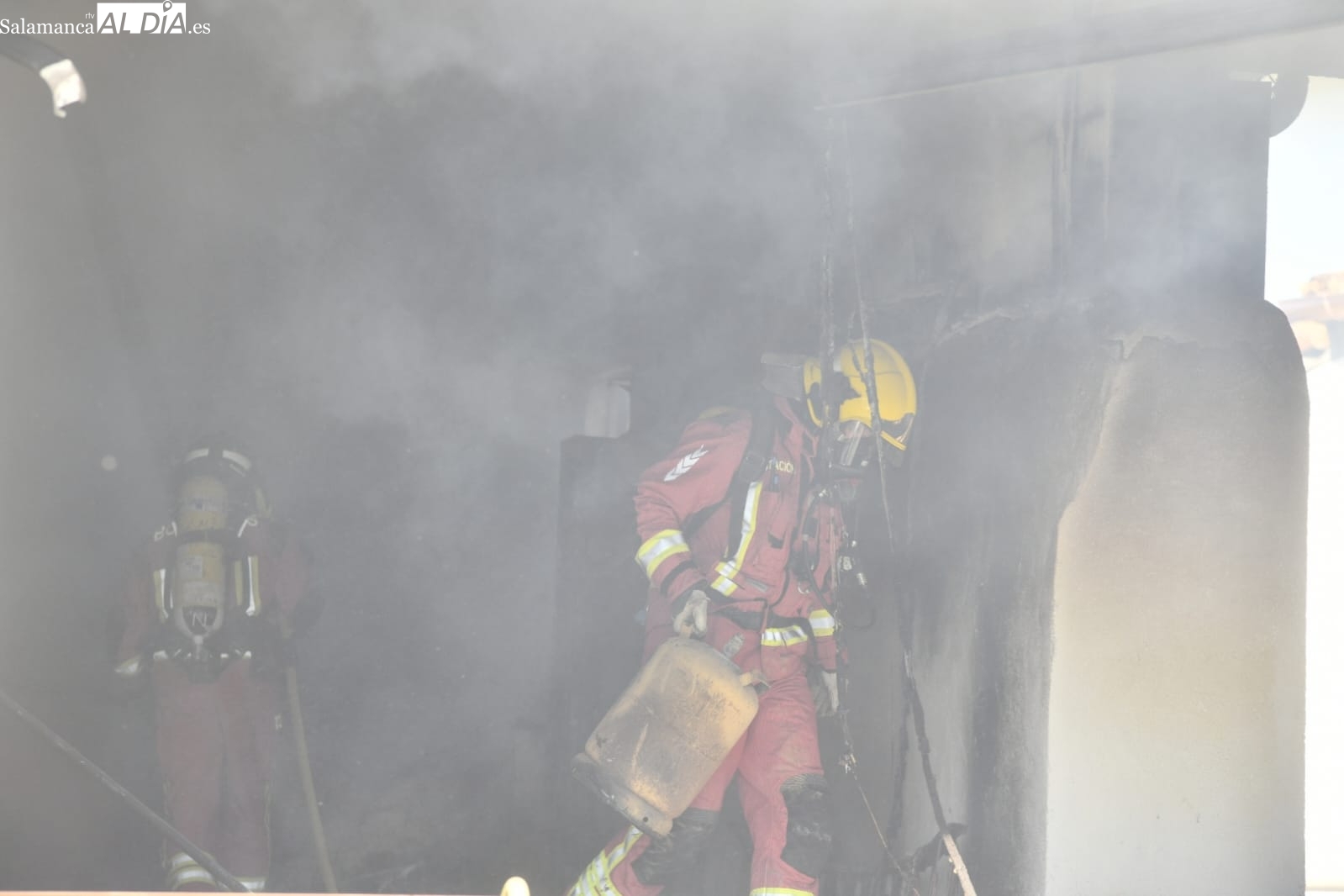 Herida una joven de 17 años en un incendio en Zamarra