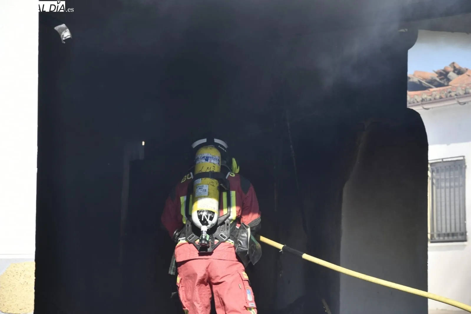 Incendio en una vivienda en Zamarra | FOTOS: Adrián Martín 