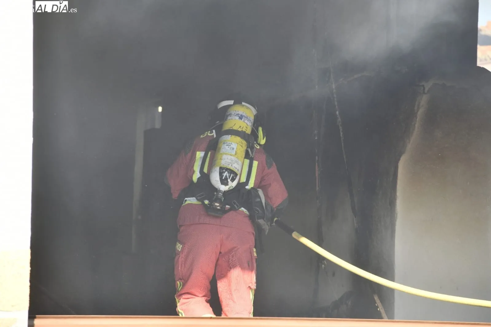 Incendio en una vivienda en Zamarra | FOTOS: Adrián Martín 