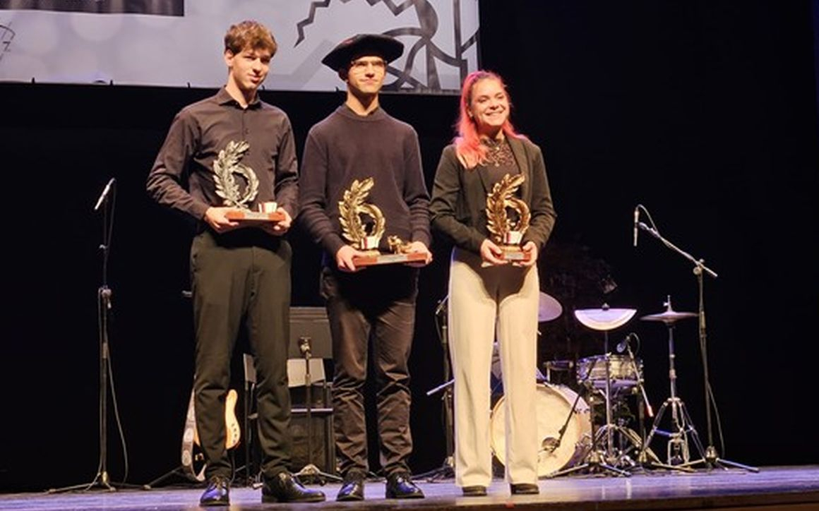 Premios para el acordeón de Salamanca en Mondragón: Gabriel Domínguez y la Escuela Municipal