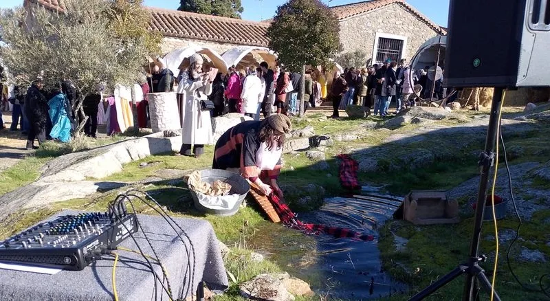 Foto 7 - Valdemierque se vuelca en su Bel&eacute;n Viviente, una tradici&oacute;n que se reinventa para los ni&ntilde;os
