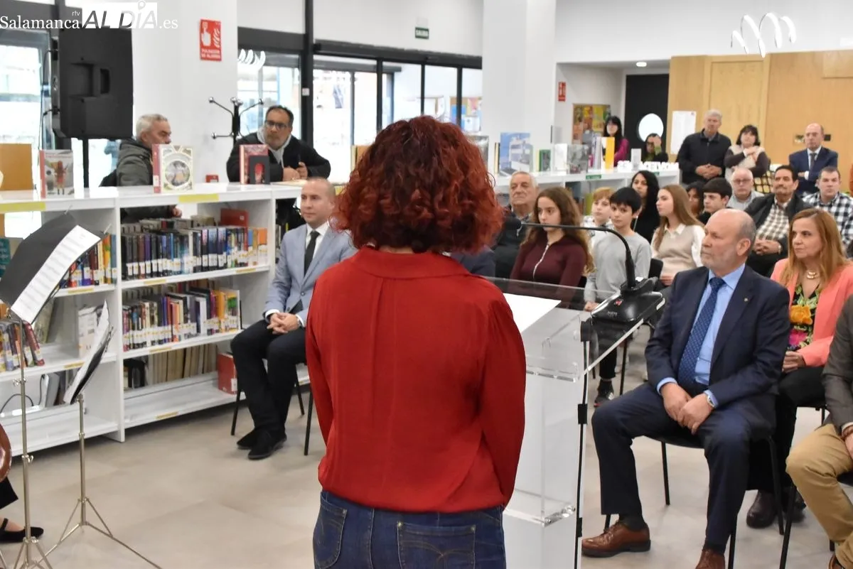Celebración del primer aniversario de la biblioteca municipal Carmen Martín Gaite. Foto de Vanesa Martins