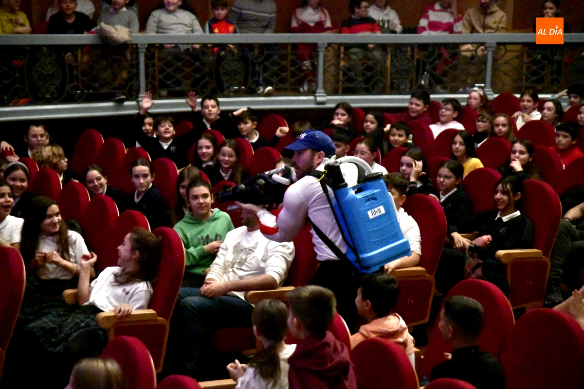 Teatro Nuevo de Ciudad Rodrigo: escolares celebran su 125 aniv.