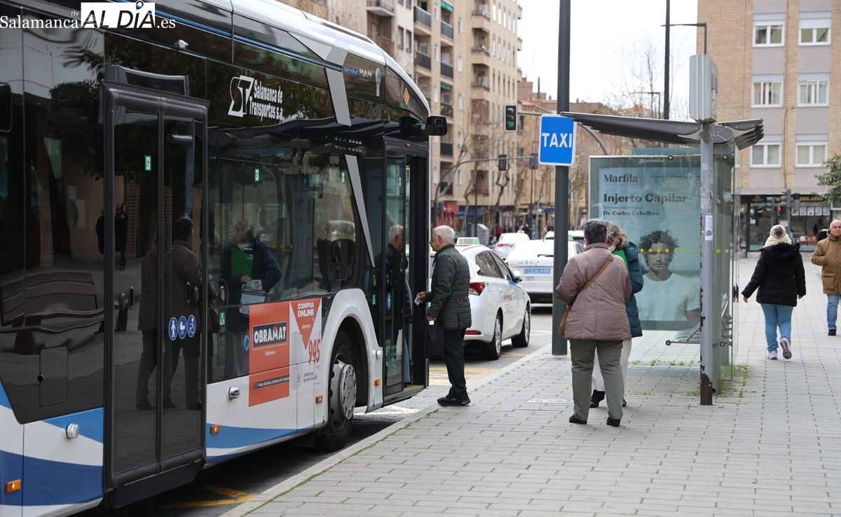 Autobuses Salamanca: fallo en la app y pantallas de paradas