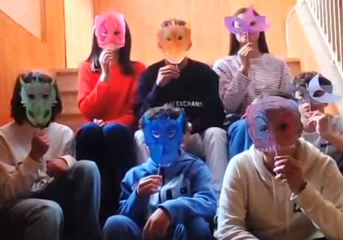 Videoclip contra el bullying del Colegio Santísima Trinidad: Un SÍ que rompe el silencio