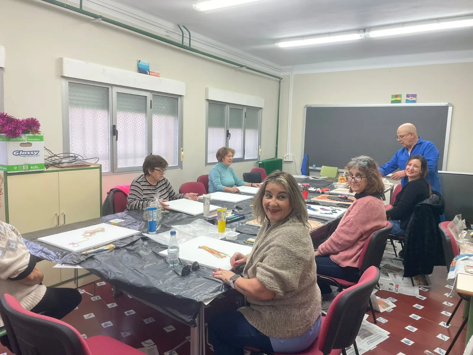 El CEPA José Tomás de Mazarrasa celebra la Navidad con una jornada de convivencia para alumnos y profesores
