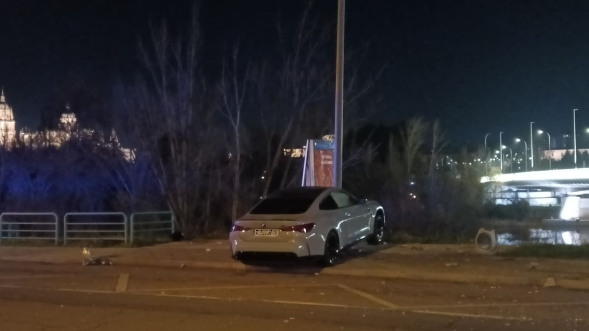 Policía Local Salamanca: 13 sprays incautados y 2 choques