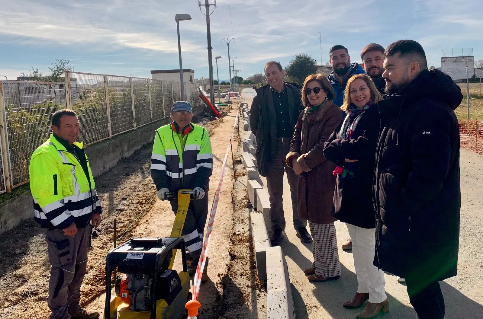 Foto 5 - La Subdelegada del Gobierno visita las instalaciones y la ampliaci&oacute;n de Dulca