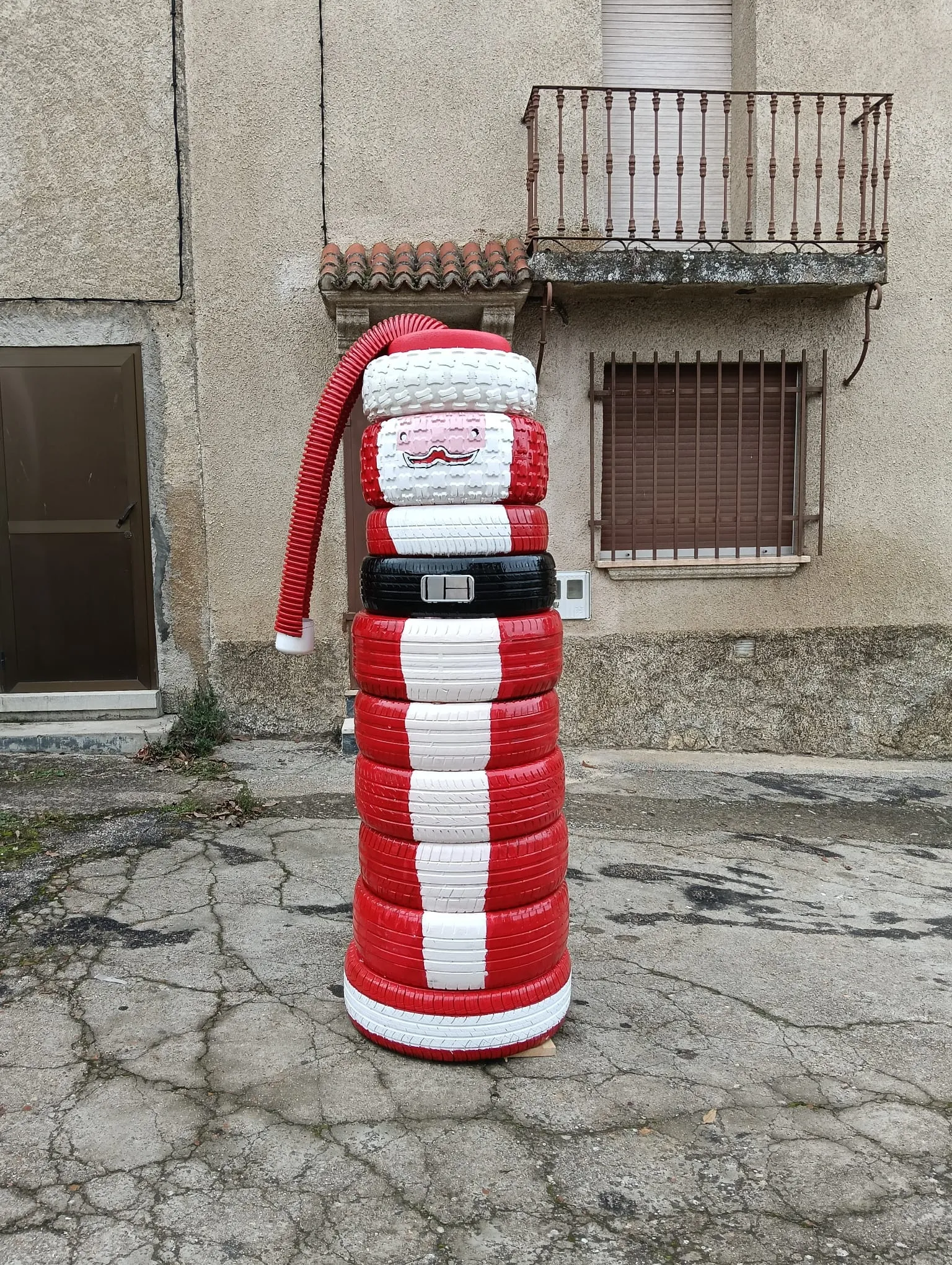 Foto 7 - Una Navidad sostenible en El Bod&oacute;n: dos meses de trabajo vecinal para decorar con reciclaje