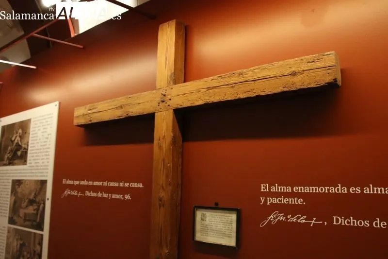 Foto 5 - Manuscritos in&eacute;ditos y obras maestras en la gran exposici&oacute;n de San Juan de la Cruz en Alba