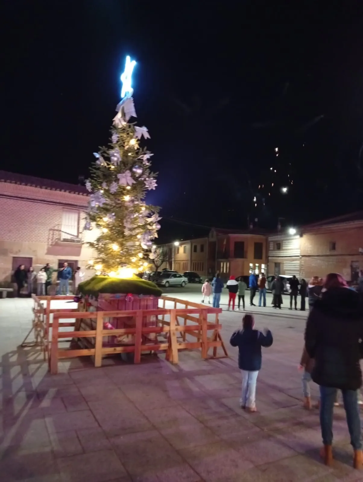 Foto 2 - Villoria se re&uacute;ne para iluminar la Navidad