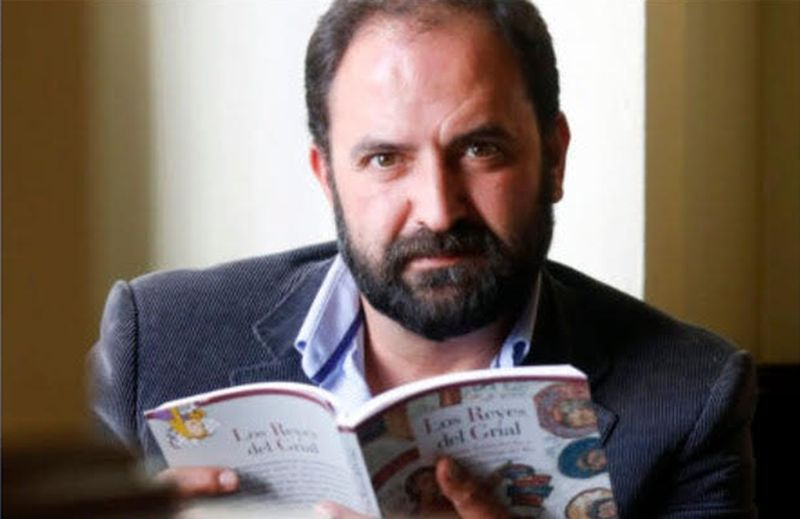 Ortega del Río presenta su novela del Grial en Salamanca