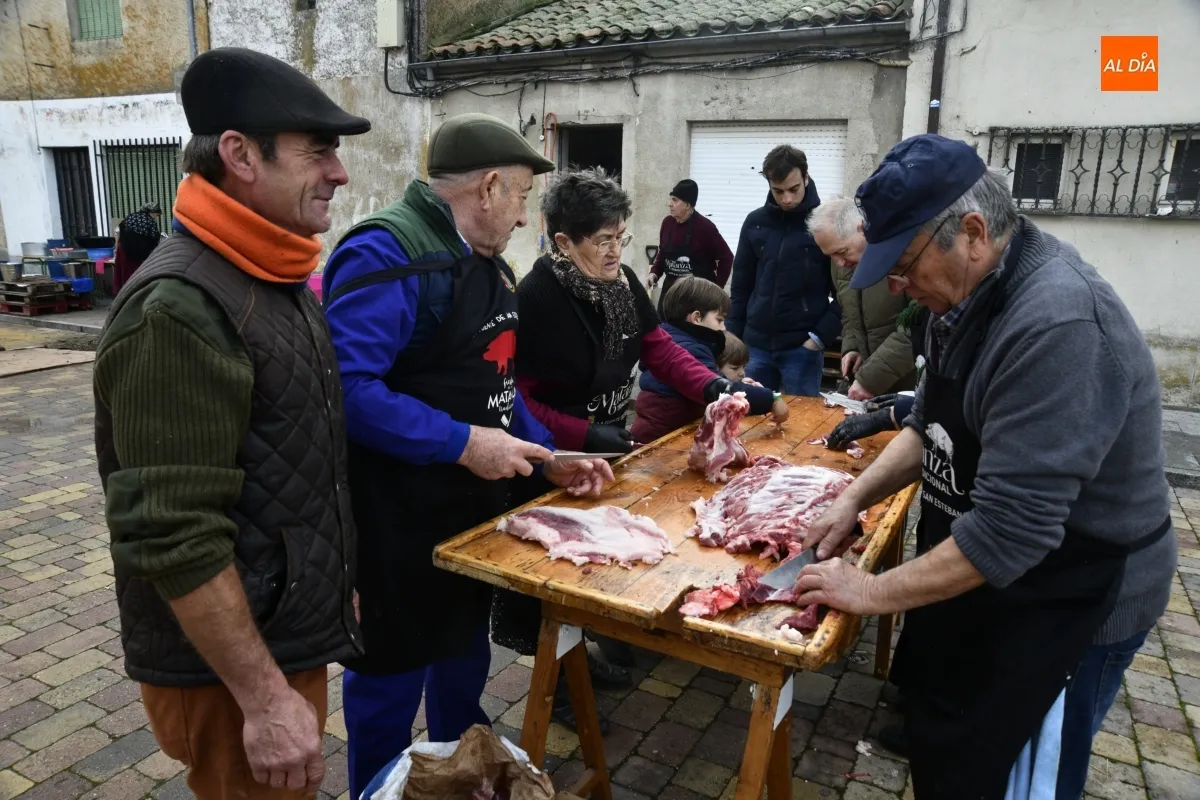 Matanza típica en La Fuente de San Esteban