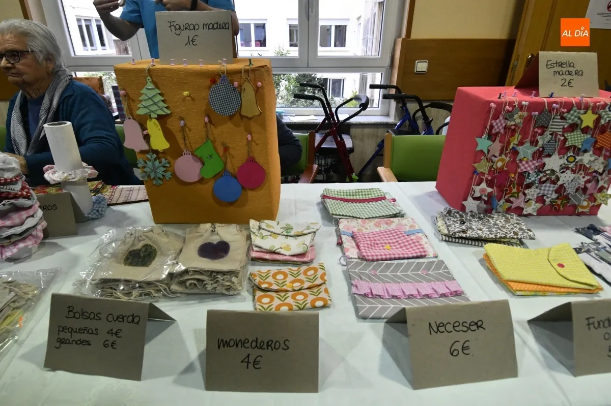 Mercadillo solidario en Residencia San José