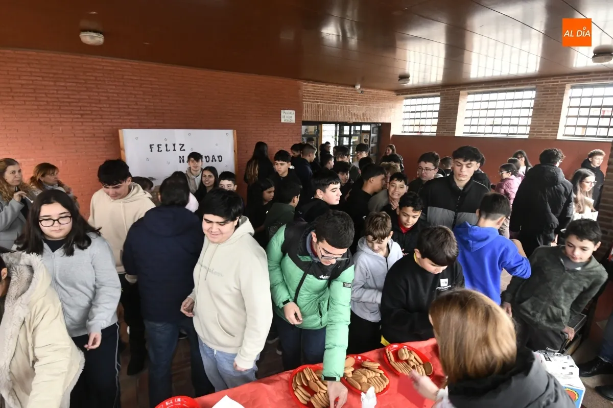 Concierto de Navidad entre alumnos y profesores del IES y el CEIP Miróbriga junto con el AMPA